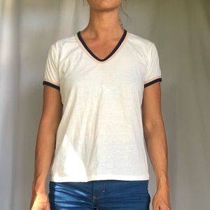 Camp Collection Vintage Inspired tee - sz Small